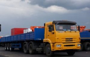 Длинномер КАМАЗ (13,7 метров) по цене от 935 руб./час