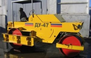 Аренда дорожного катка ДУ-47 — 7,5 тонн по цене от 1190 руб./час