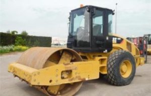 Аренда катка CAT CS56 -12,5 тонн по цене от 1190 руб./час